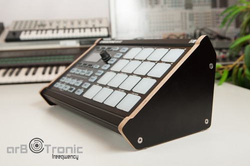 Native instruments maschine - instruments,
