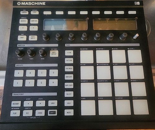 Native instruments mk2 - native,